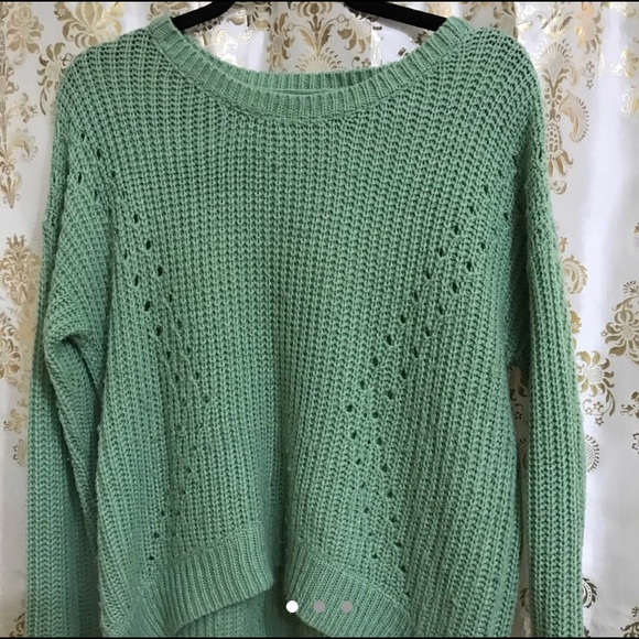 Urban Outfitters Sweaters - Chunky knit sweater !